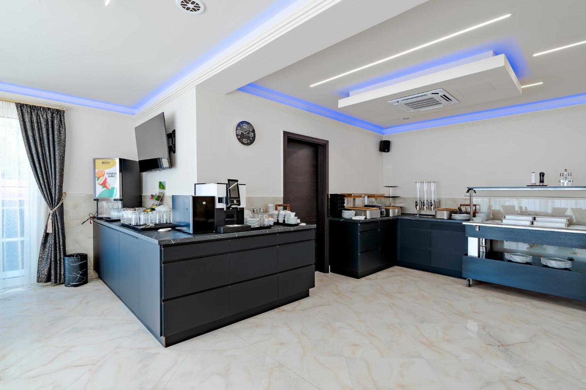 Diamond Panzio Hajduszoboszlo Exterior foto